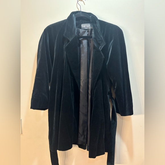 Vintage Portrait Velvet Jacket – Black, Belted, Shoulder Pads, L (Estimated) - Picture 1 of 10